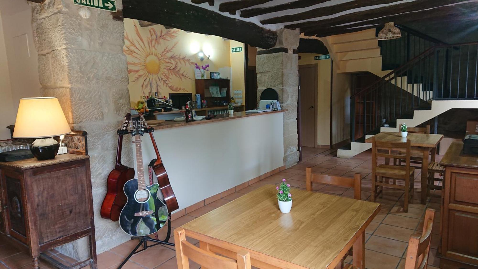 Albergue Sansol - El Oasis Del Camino Frances Exterior photo